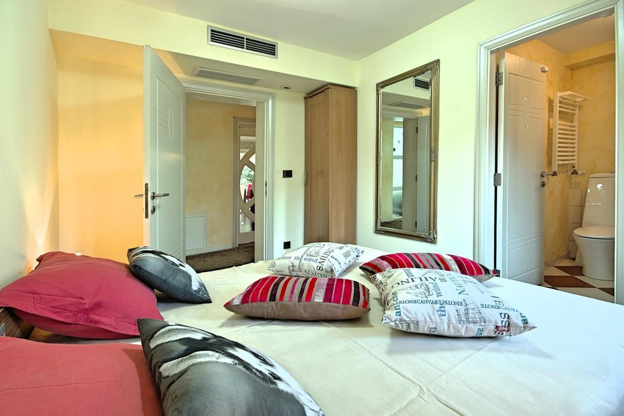 Villa Lidija Poreč Buitenkant foto